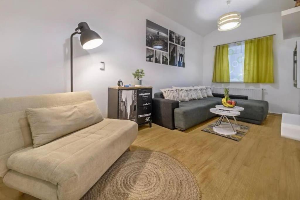 One Downtown Apartment Zagreb Bagian luar foto