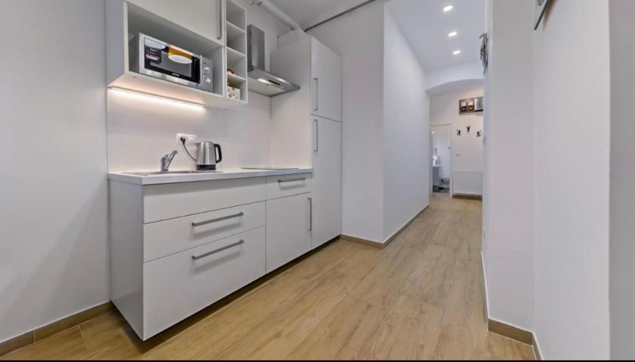 One Downtown Apartment Zagreb Bagian luar foto